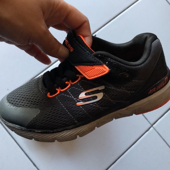 Lightly use. Size 12 - Picture 4 of 6